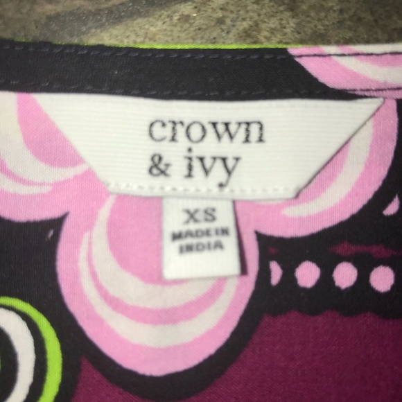 👑CROWN & IVY - Picture 6 of 8